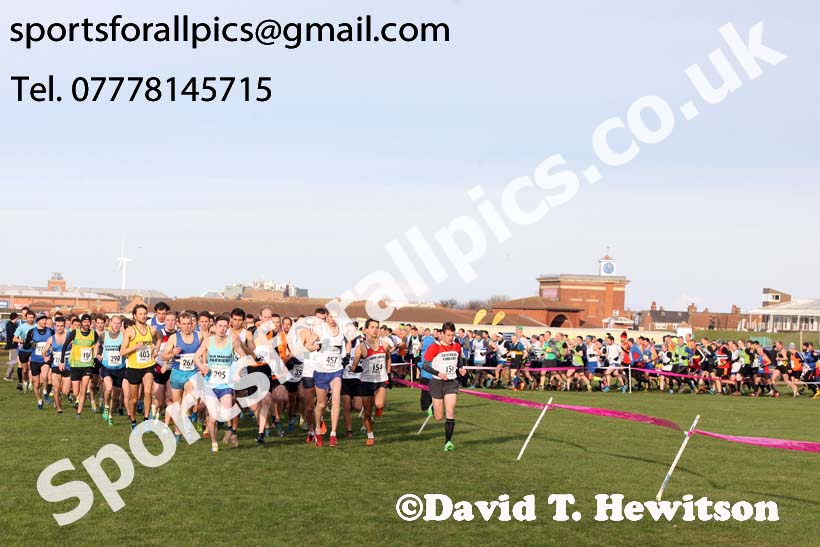 Senior mens North Eastern Cross Country, Redcar. Photo:  David T. Hewitson/Sports for All Pics